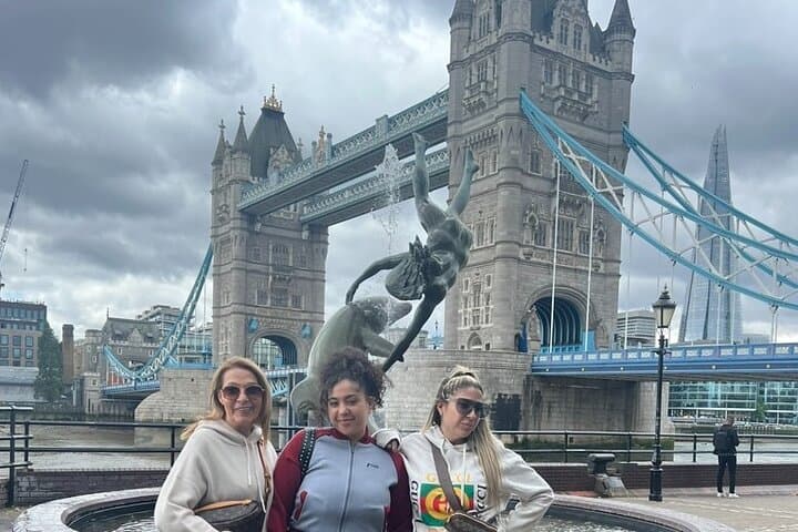 Royal London Grand Tour: Private Chauffeur with a Blue Badge Guide photo 4