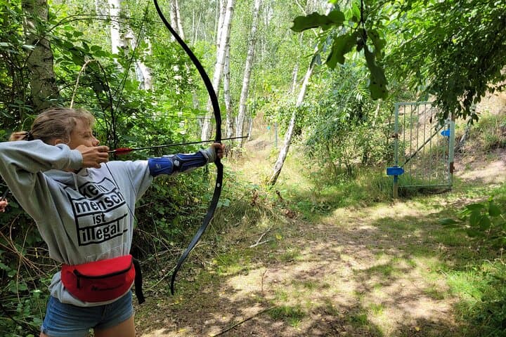 3D Archery Course in Saxony: Guided Forest Archery Experience photo 6
