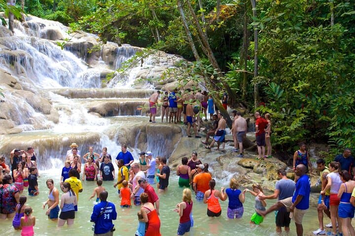 Dunn's River Falls Climb and Ocho Rios Shopping — Transfer-Only Day Tour photo 2