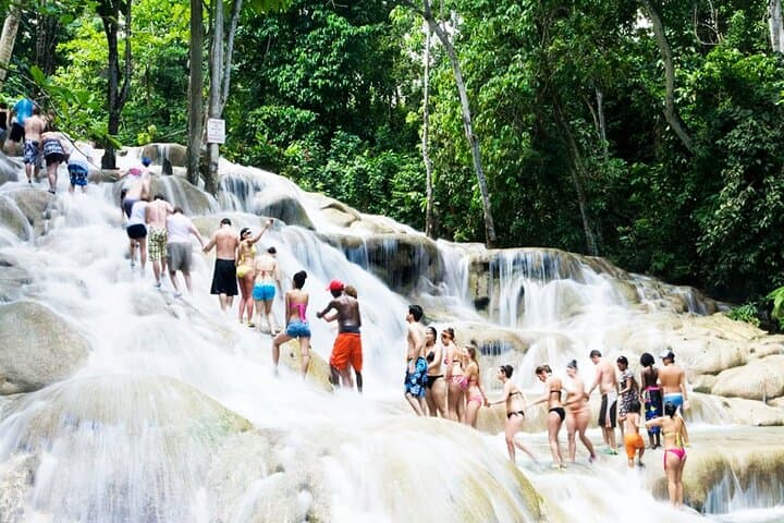 Dunn's River Falls Climb and Ocho Rios Shopping — Transfer-Only Day Tour photo 6