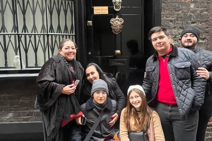 Explore London’s Harry Potter Film Locations: Private 4-Hour Driver-Guided Tour photo 3