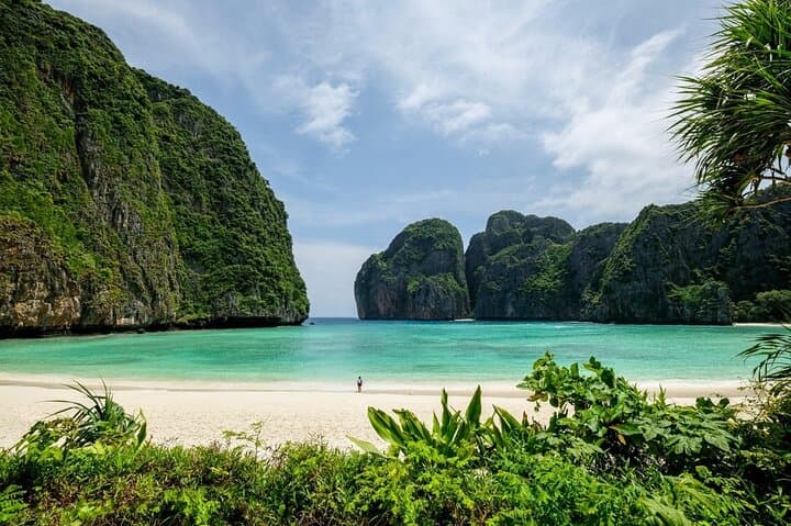 Private Krabi & Phi Phi Islands Speedboat Tour — Maya Bay, Snorkeling & Viking Cave photo 3