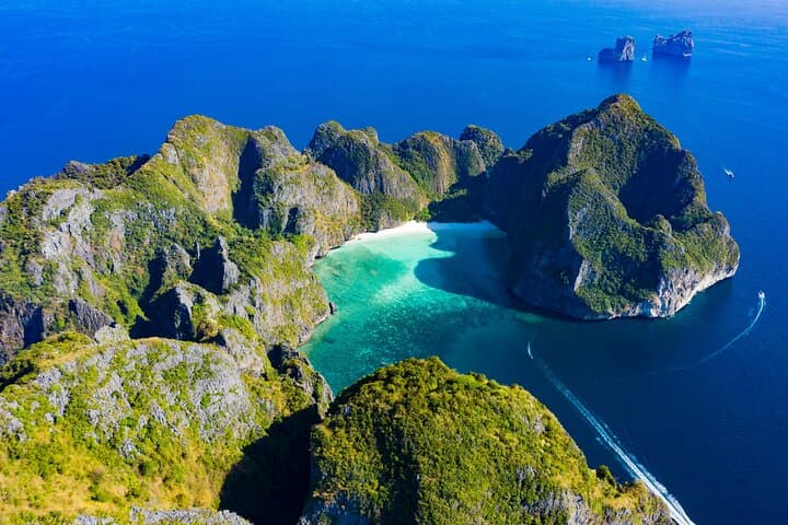 Private Krabi & Phi Phi Islands Speedboat Tour — Maya Bay, Snorkeling & Viking Cave photo 4