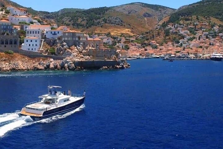 Private Full-Day Catamaran Cruise Around Milos: Kleftiko, Gerakas & Fyriplaka photo 4