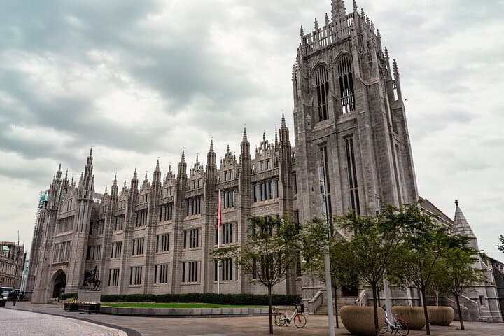 Aberdeen 60-Minute Private Walking Tour with a Local Guide photo 4