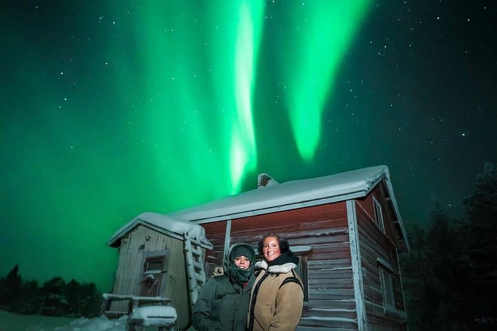 Rovaniemi Aurora Hunt: Pro-Guaranteed Northern Lights Photography Tour photo 2