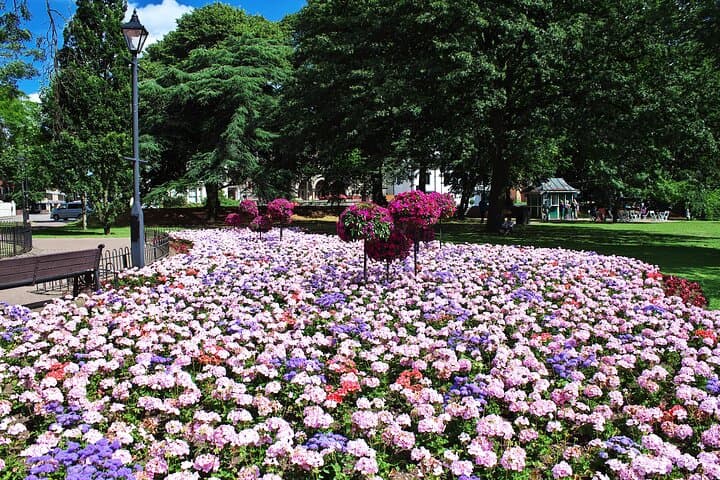Cardiff in 60 Minutes: Local-Led Walking Tour of Markets, Castle & Arcades photo 4