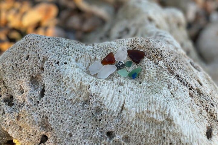 Private Sea Glass Island Kayak Tour: Morning Paddle from San Nicolas, Aruba photo 6