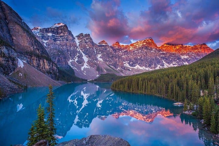 Banff Day Tour: Lake Louise, Moraine Lake & Emerald Lake in One Day photo 1