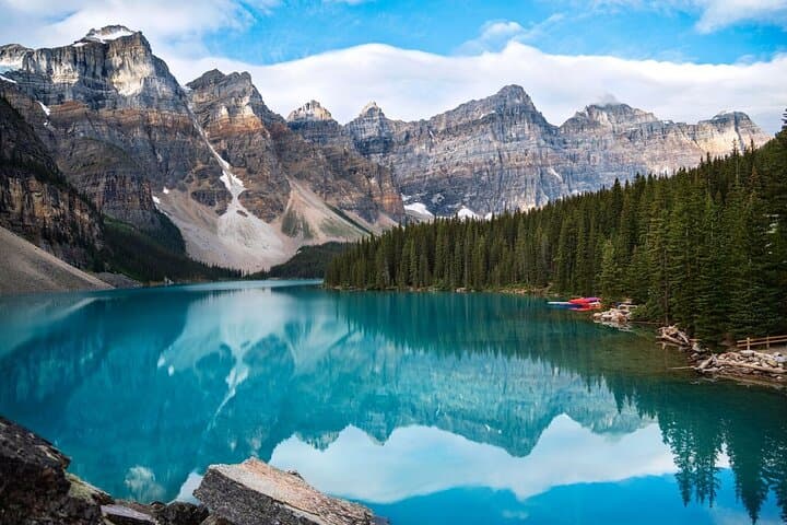 Lake Louise, Moraine & Johnston Canyon: Full-Day Banff National Park Tour photo 4