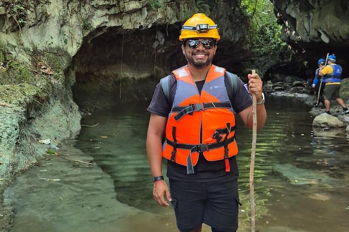 Exploring Bayano Caves: Half-Day Lake Bayano Adventure from Panama City