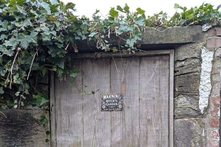 Outlander Private Day Tour from Glasgow — Doune, Midhope, Aberdour & Blackness photo 5