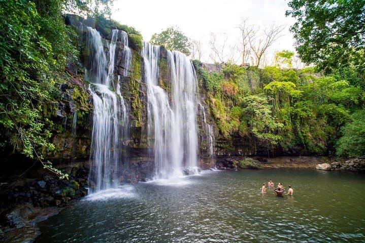 Playa Hermosa Sloth & Waterfall Wildlife Tour with Lunch photo 6