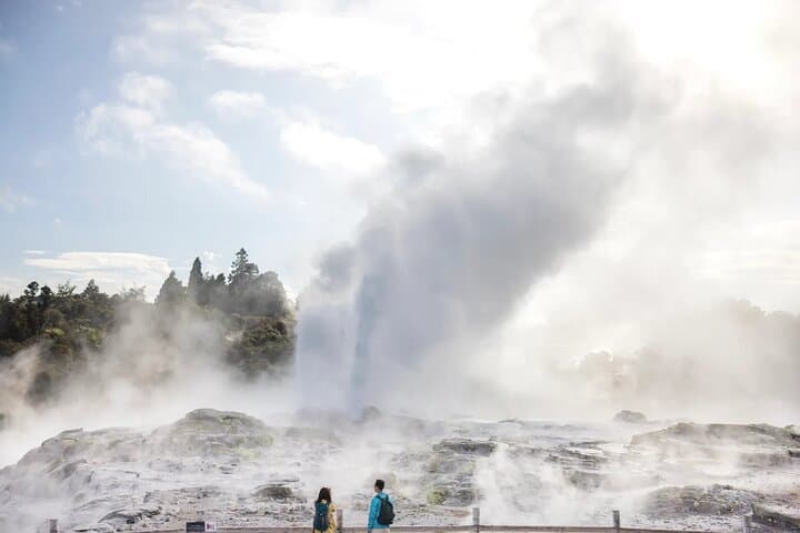 Middle Earth Meets Rotorua: 2-Day Geothermal & Māori Cultural Escape photo 1