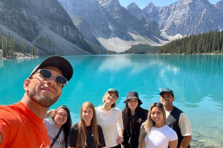 Banff National Park Day Tour from Calgary: Moraine Lake, Lake Louise & Johnston Canyon photo 4