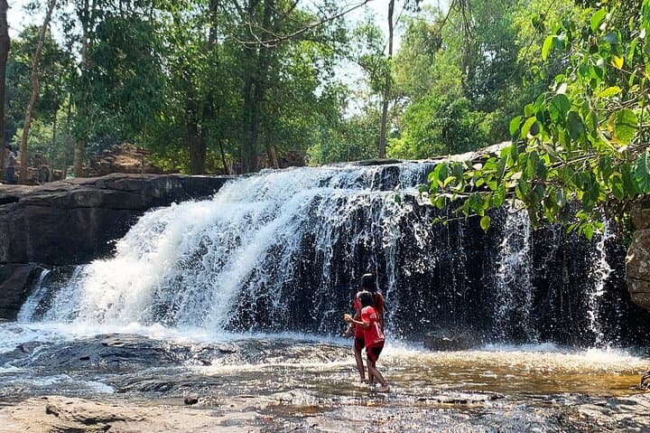 Phnom Kulen to Kampong Phluk: Siem Reap Day Tour to Holy Mountain & Tonle Sap photo 5