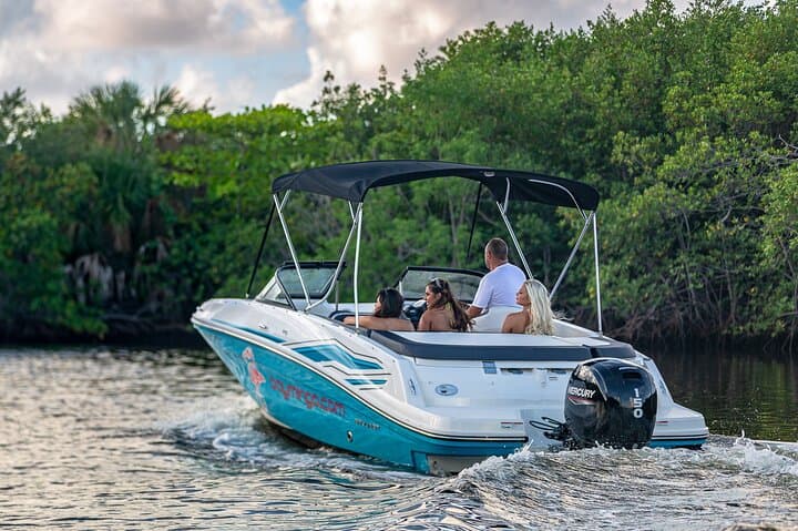 Fort Lauderdale 1-Hour Private Boat Tour: Scenic Canal & Waterfront Cruise photo 3
