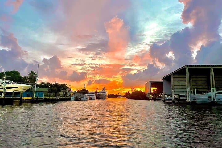 Fort Lauderdale 1-Hour Private Boat Tour: Scenic Canal & Waterfront Cruise photo 4