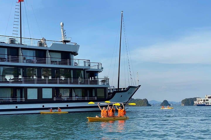 5-Day Northern Vietnam: Hanoi, Ninh Binh & Halong Bay Overnight Cruise photo 1