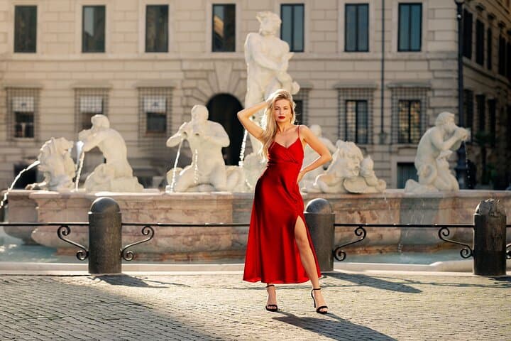 Private Photoshoot in Rome: Trevi Fountain, Spanish Steps & Colosseum photo 1