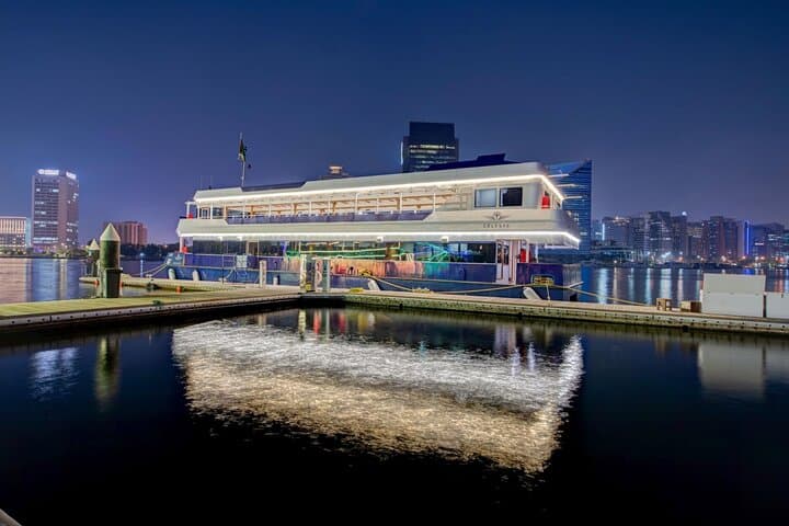 Evening Dhow Cruise on Dubai Creek — Tanoura Show & Buffet Dinner