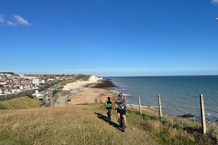 E‑Bike Brighton Cliffs & South Downs: Coastal Rides, Chalk Trails and Seafront Stops photo 3