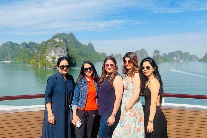 Scarlet Pearl 5-Star 2D1N Lan Ha Bay Cruise from Ha Long photo 4