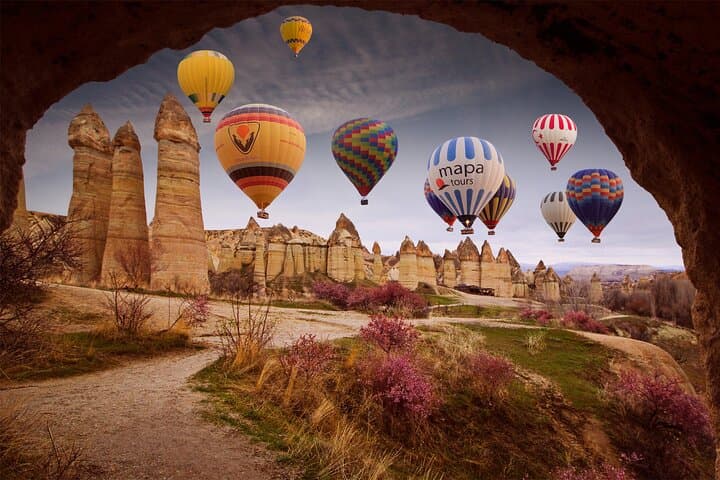 Sunrise Hot Air Balloon Ride Over Cappadocia’s Göreme Valleys photo 2