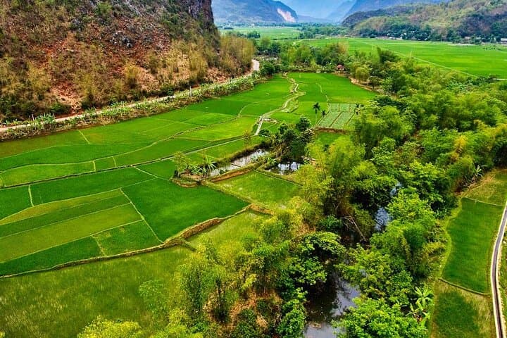 Mai Chau Full-Day Cultural and Cycling Tour from Hanoi photo 2