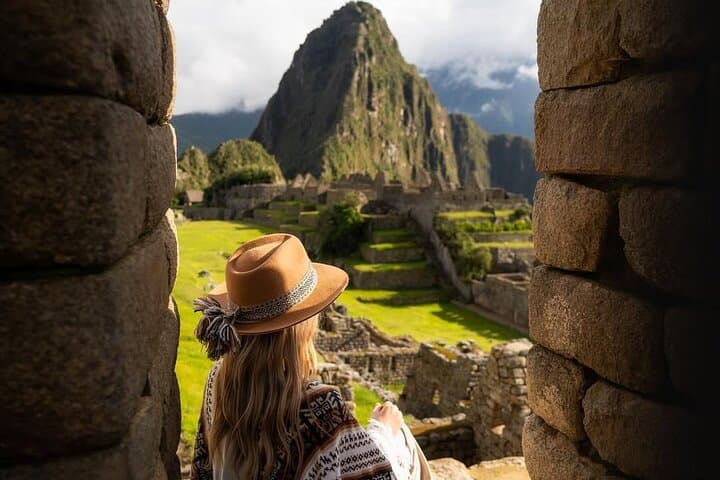 Peru Highlights: 8-Day Lima, Ica, Cusco, Machu Picchu & Rainbow Mountain Tour photo 2