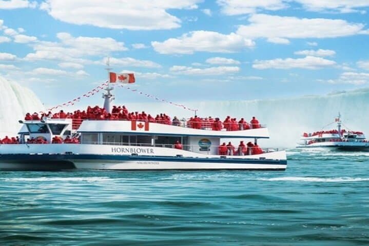 Niagara Falls Boat Cruise & Skylon Tower Experience