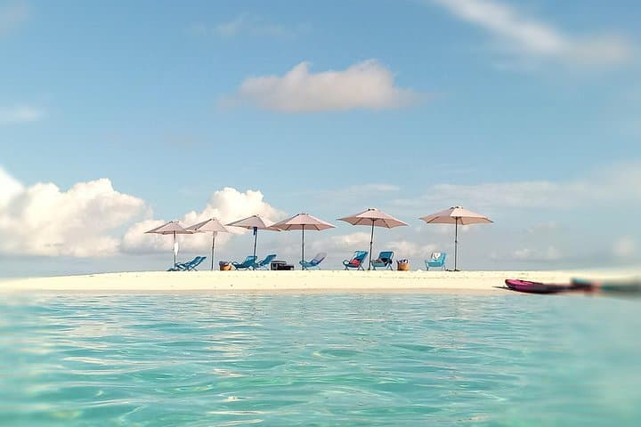 Malé Serenity Sandbank Snorkeling and Sundown Views: Sandbank Relaxation, Reef Snorkel & Sunset Cruise