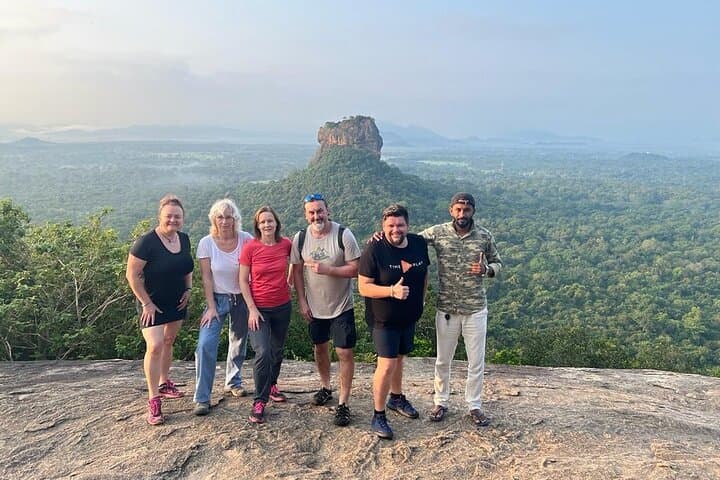 Private Multi-Day Sri Lanka Round Tour: Sigiriya, Kandy, Dambulla & Pinnawala