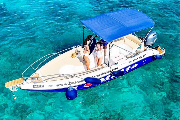 Private 1-Hour Boat Tour to Blue Lagoon & Crystal Lagoon, Comino photo 3