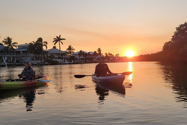 Sunset Kayak Adventure with Enchanting Underwater Lights in the Florida Keys photo 4