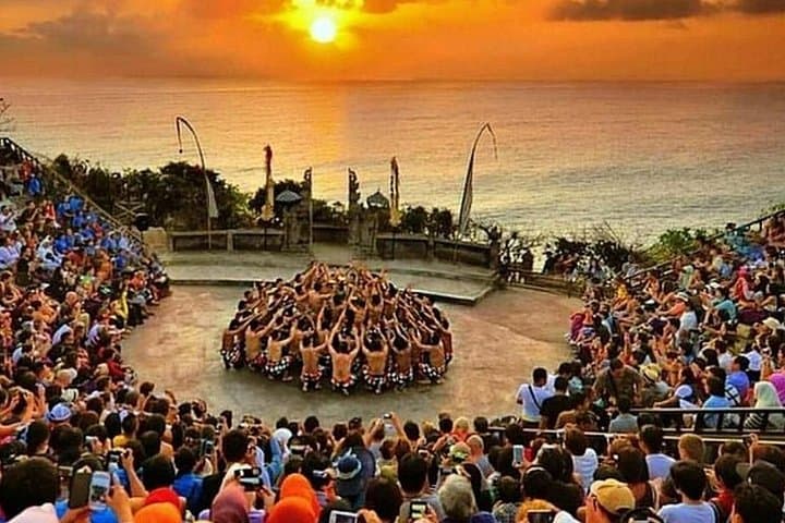 Uluwatu Sunset & Kecak Fire Dance: Cliffside Cultural Sunset Tour in Bali photo 1