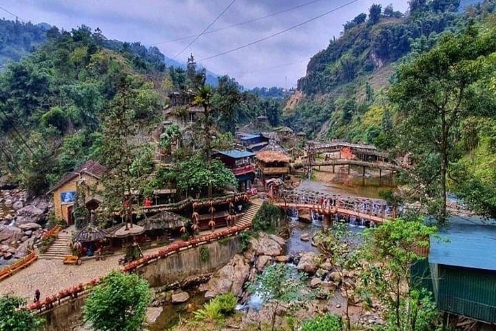 Sapa 2-Day Trek: Cat Cat, Y Linh Ho & Ta Van Cultural Trek from Hanoi photo 3