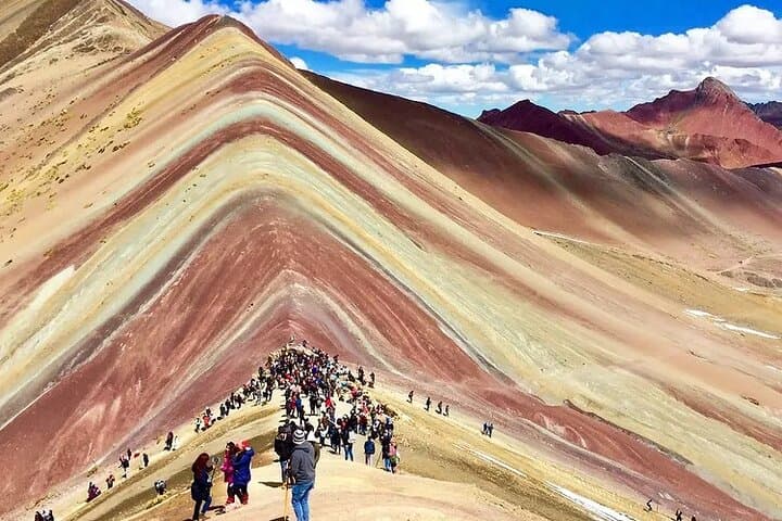 Puno to Rainbow Mountain Full-Day Hike Ending in Cusco photo 2