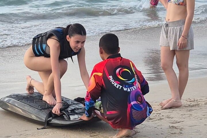Electric Surfboard Adventure in Patong Bay: Glide the Future of Surfing in Phuket photo 5