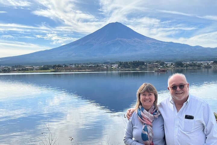 Private Mount Fuji Full-Day Car Tour with Local Guide and Hotel Pickup photo 4