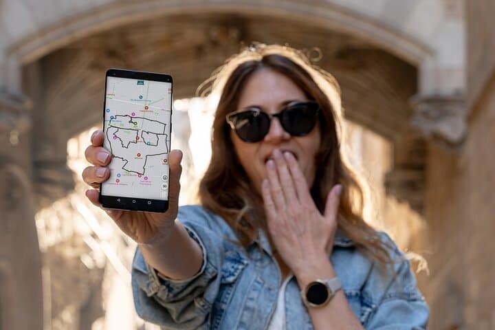 Skull Trail: Self-Guided Gothic Quarter Walk in Barcelona