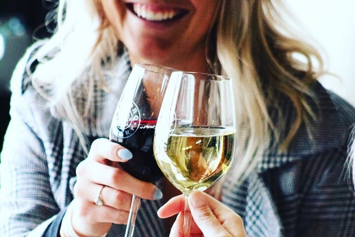 Traverse City Red Wine Tour — Old Mission Peninsula Luxury Tasting Experience photo 5