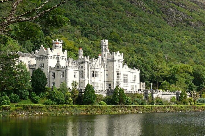 Connemara Private Tour to Kylemore Abbey & Sheep Farm from Galway photo 3