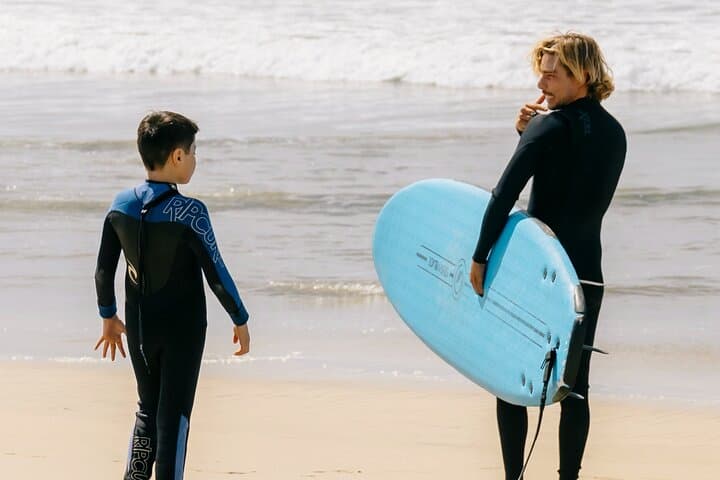 Four-by-Four Surf Lesson: East Cape & Cerritos Beach Surf Transfer with Pro Photos