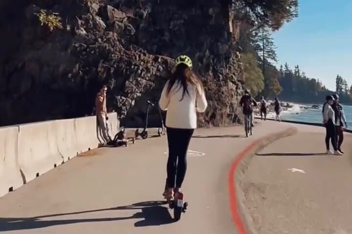 Electric Scooter Tour of Stanley Park: Seawall, Totems & Prospect Point photo 3