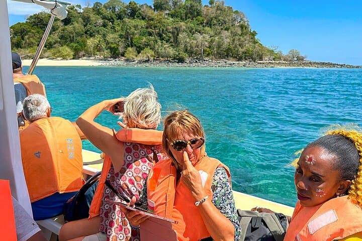 8-Day Madagascar Whale-Watching Tour: Sainte-Marie Island, Lemurs & Cultural Highlights photo 6