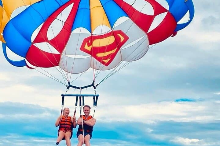 Private Boracay Parasailing Adventure: 15-Min Aerial Ride Over White Beach photo 3