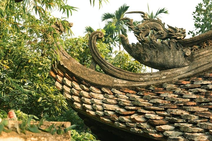 Hanoi Ancient Wonders: Thay Pagoda & Duong Lam Ancient Village Private Tour photo 2