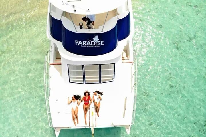 Cayo Arena VIP Yacht Tour: Snorkel, Mangroves & Ensenada Natural Pool