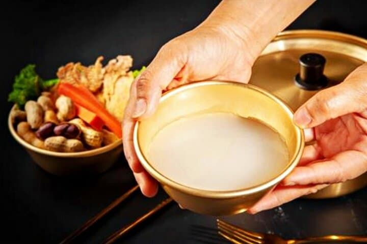 Seoul Local Vibes: Gwangjang Market Night Food Tour & Makgeolli Tasting photo 2